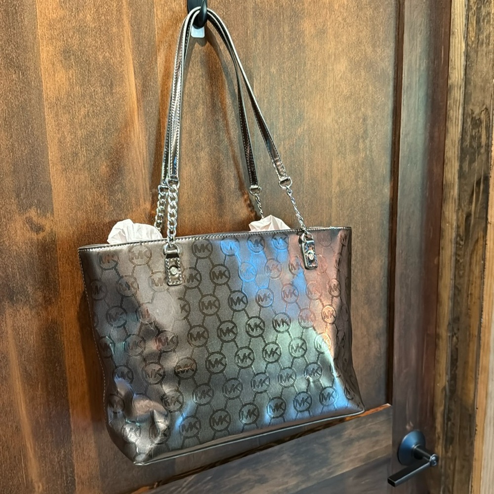 Michael Kors tote
